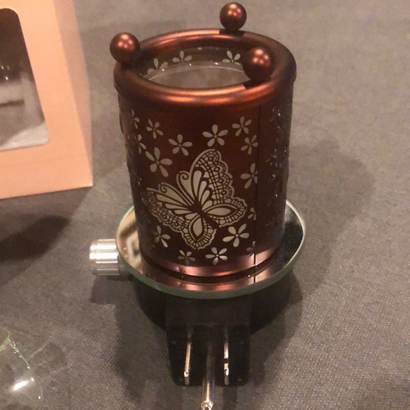 Other Plug In Essential Oil Lamp Diffuser Poshmark